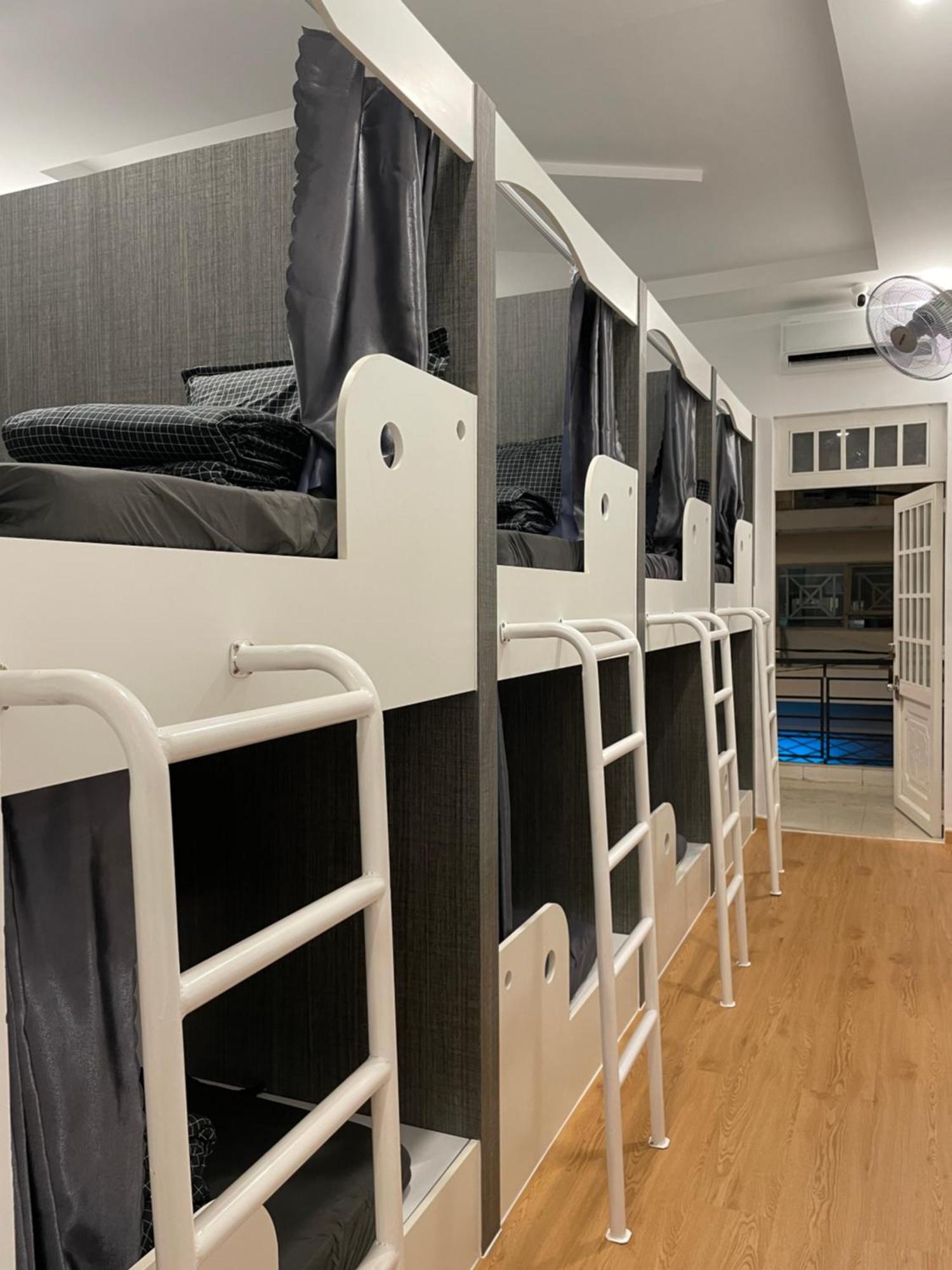 Alphabet Home Capsule Ho Chi Minh-Byen Eksteriør billede